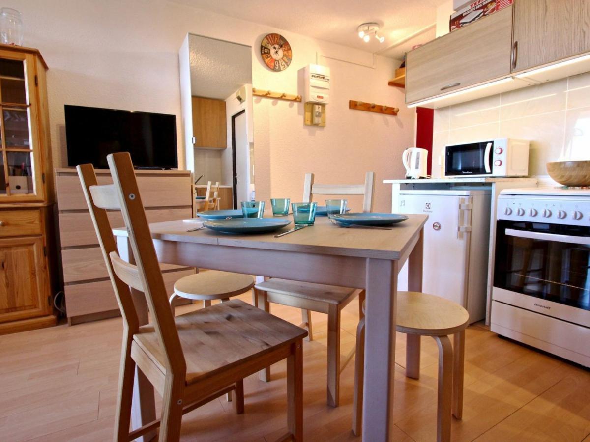 Апартаменты Studio Cabine Tout Equipe, Au Pied Des Pistes, Balcon Sud-Ouest - Chamrousse - Fr-1-340-199 Экстерьер фото